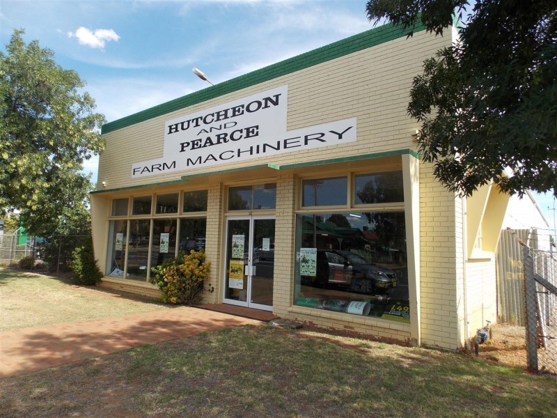 28-32 Clarinda Street, Parkes NSW 2870