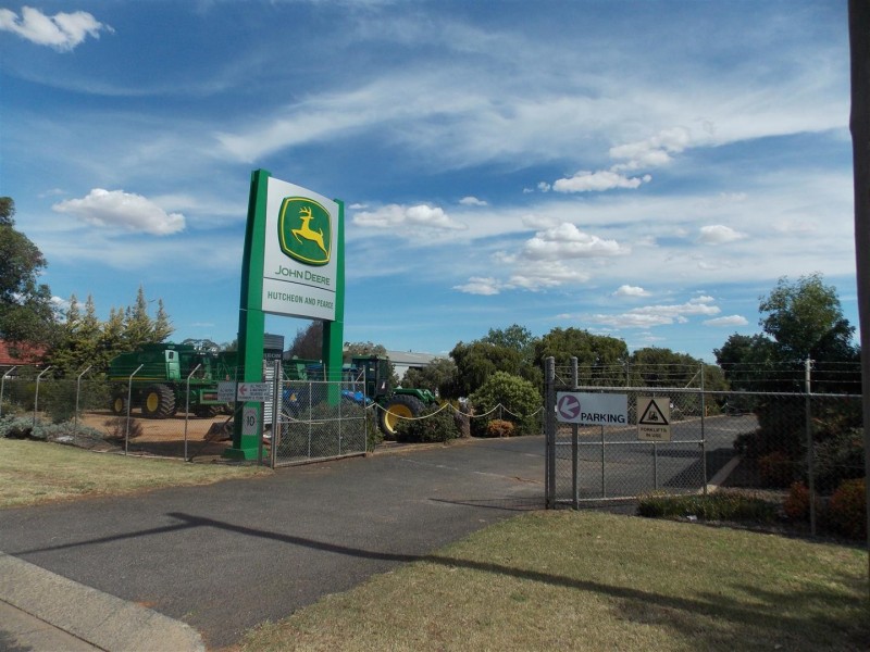 28-32 Clarinda Street, Parkes NSW 2870