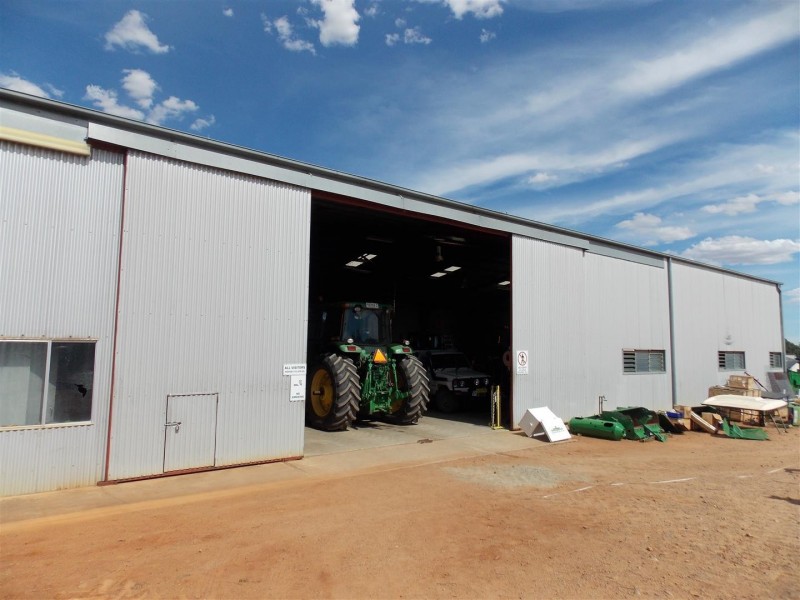 28-32 Clarinda Street, Parkes NSW 2870