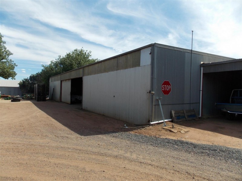 28-32 Clarinda Street, Parkes NSW 2870