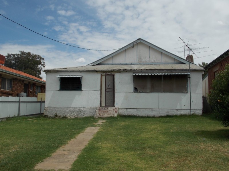 53 Woodward Street, Parkes NSW 2870