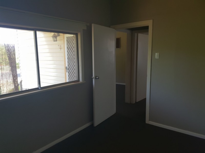 6 Thornbury Street, Parkes NSW 2870