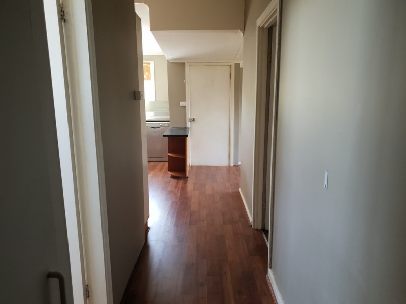 6 Thornbury Street, Parkes NSW 2870