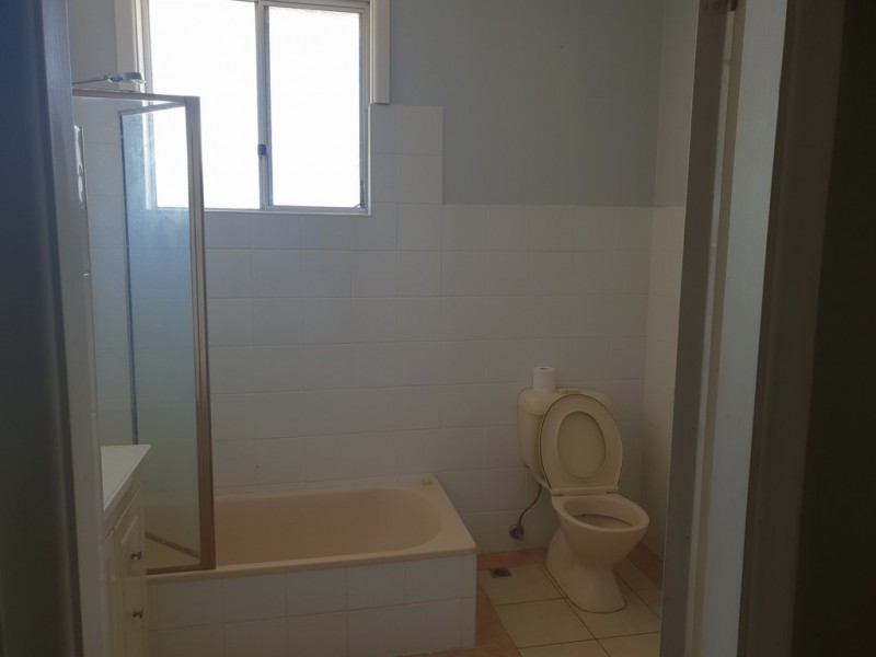 6 Thornbury Street, Parkes NSW 2870