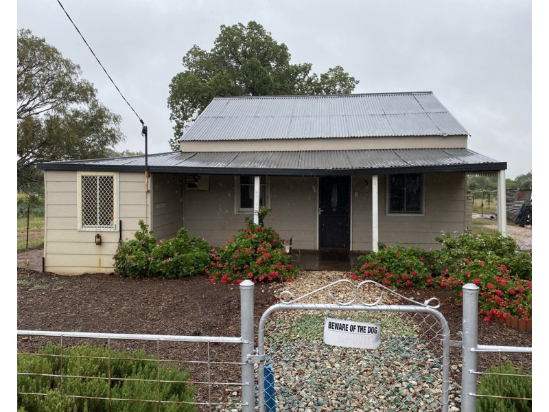 5 Boona Street, Condobolin NSW 2877