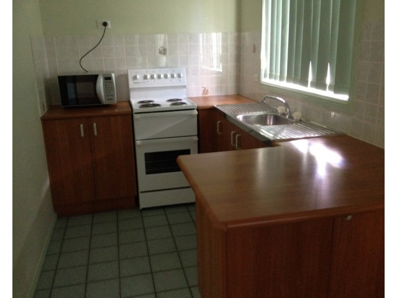 2/98 Officers Parade, Condobolin NSW 2877