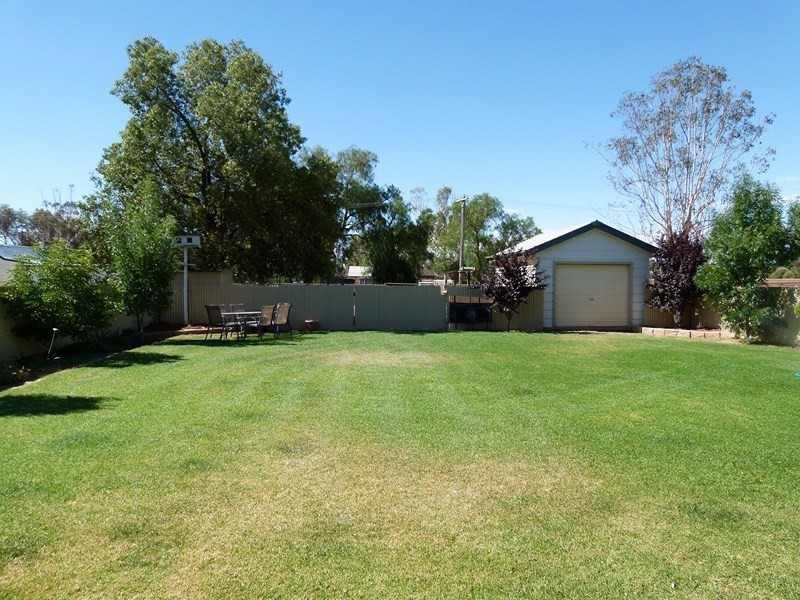 12 Barwin Street, Forbes NSW 2871