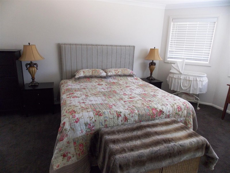 235 Nash Street, Parkes NSW 2870