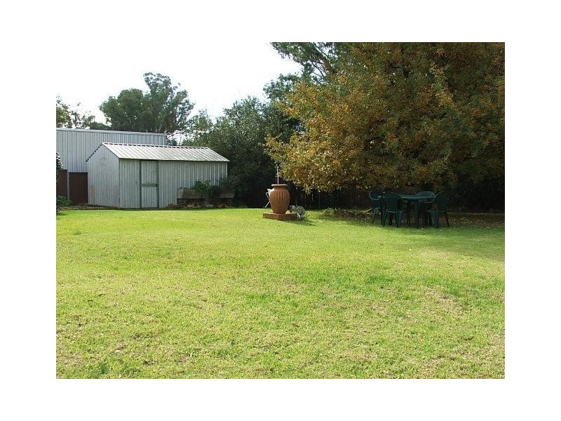 22 Bradley Street, Grenfell NSW 2810