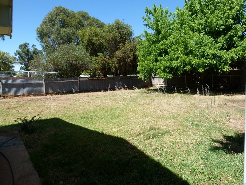 35 Wambat Street, Forbes NSW 2871