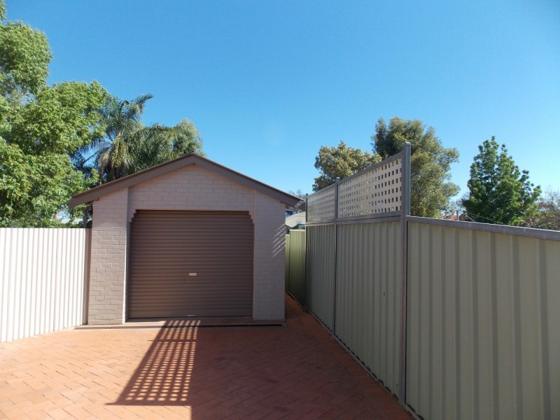 27 Mitchell Street, Parkes NSW 2870