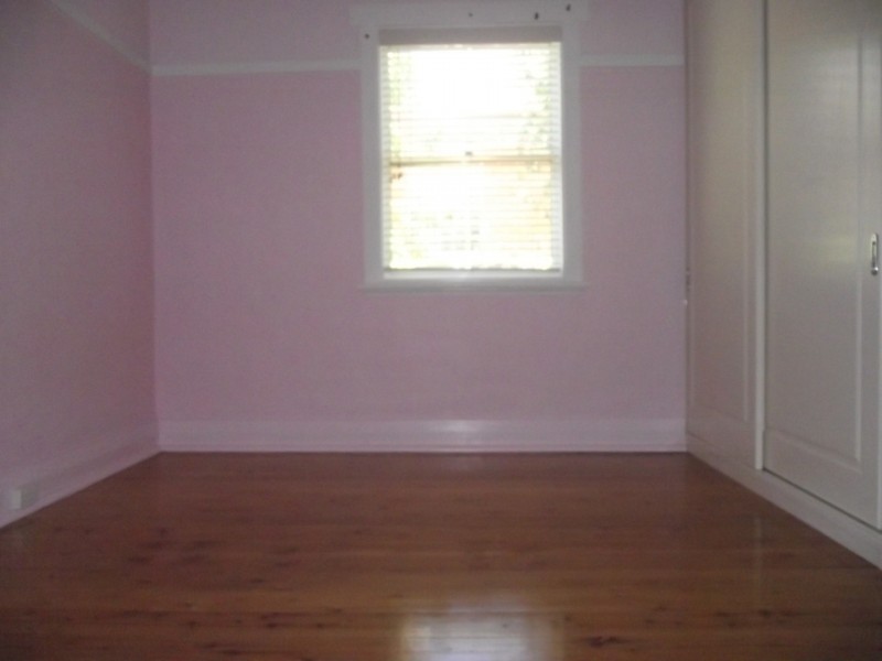 45 East Street, Parkes NSW 2870