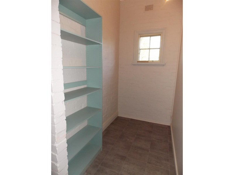 45 East Street, Parkes NSW 2870