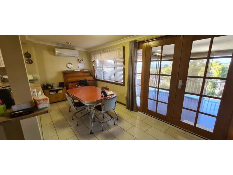 15 Mendos Place, Parkes NSW 2870