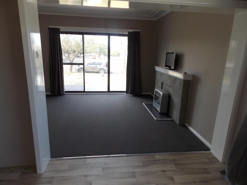 3 Hooley Street, Parkes NSW 2870