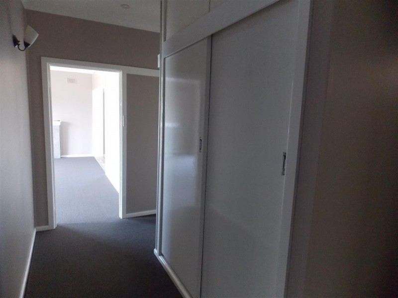 3 Hooley Street, Parkes NSW 2870