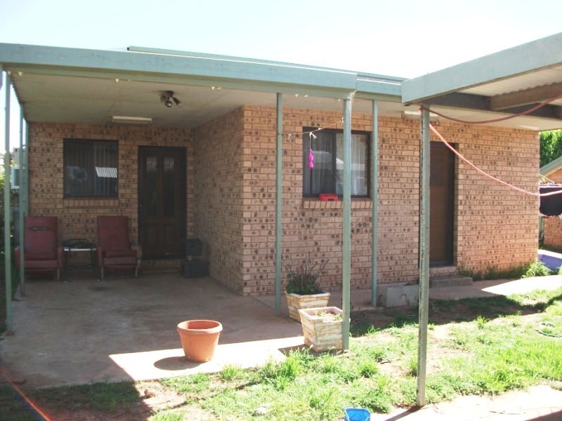 18 Gordon Street, Condobolin NSW 2877
