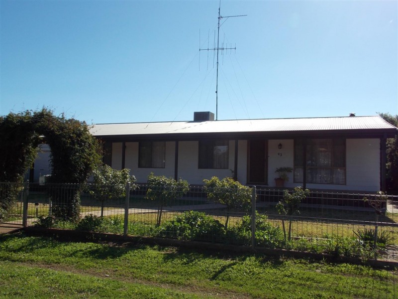 43 Lachlan Street, Bogan Gate NSW 2876