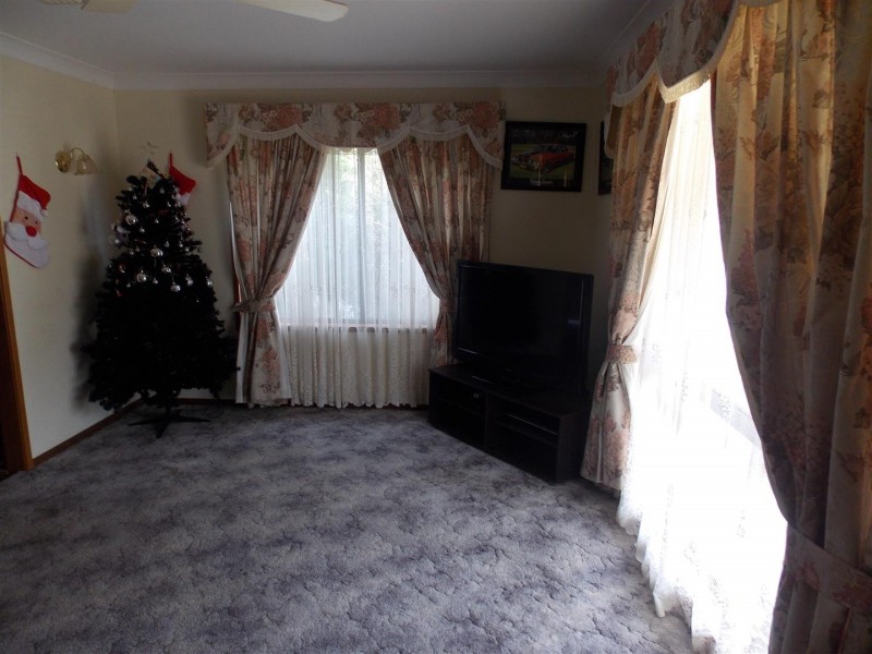 43 Lachlan Street, Bogan Gate NSW 2876
