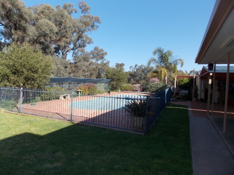 22 Wangara Lane, Parkes NSW 2870