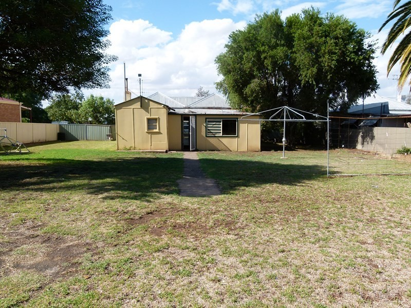 10 Reid Street, Forbes NSW 2871