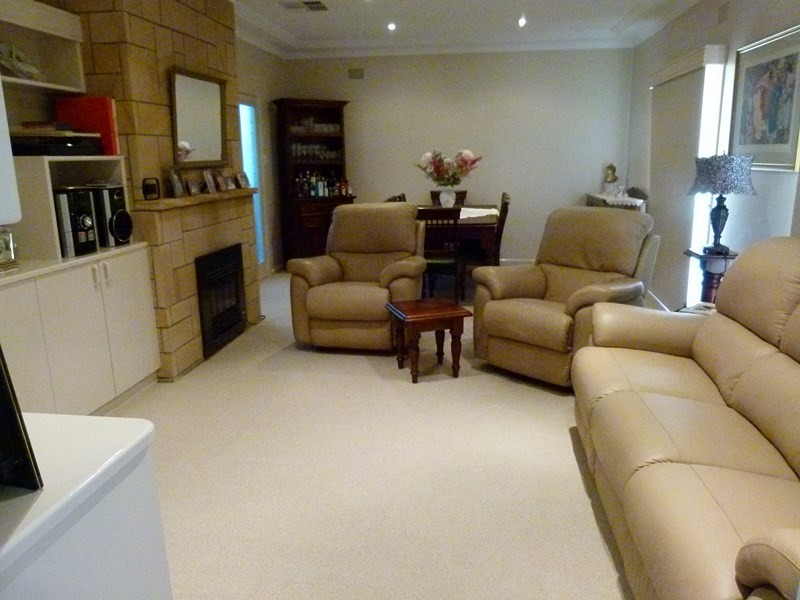 144 Farnell Street, Forbes NSW 2871