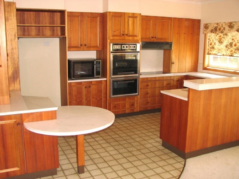 51 Warraderry Street, Grenfell NSW 2810