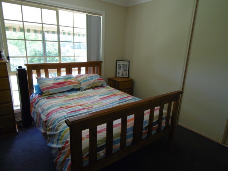 1 Glenburnie Close, Parkes NSW 2870