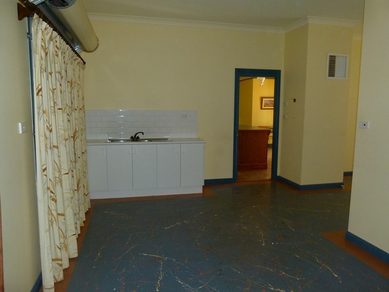 1A College Road, Forbes NSW 2871