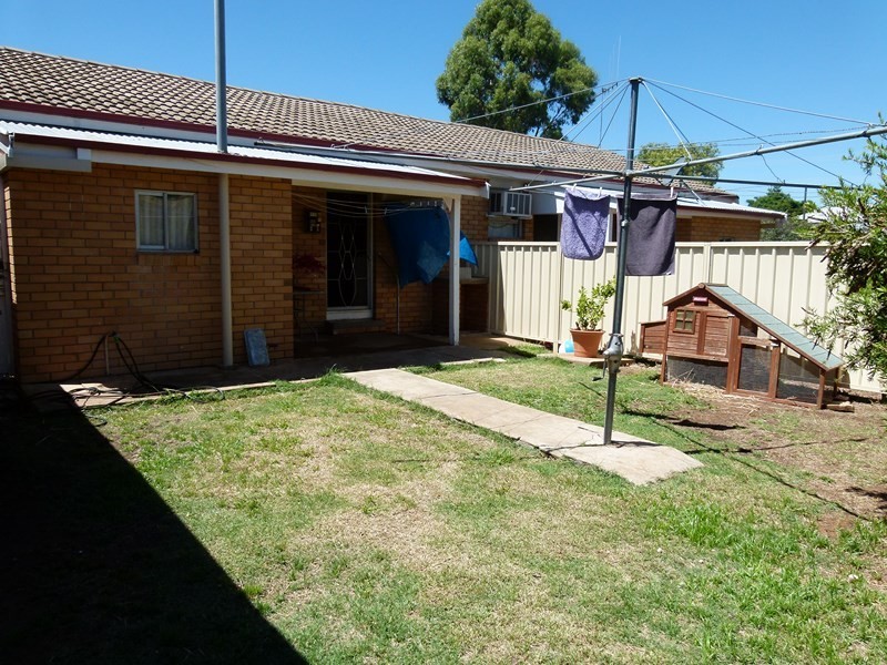 24 Johnson Street, Forbes NSW 2871