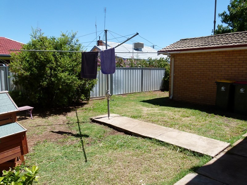 24 Johnson Street, Forbes NSW 2871