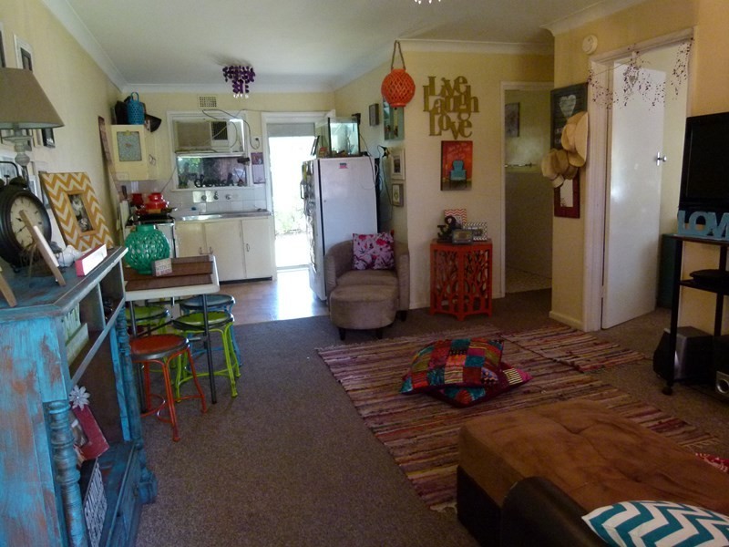 24 Johnson Street, Forbes NSW 2871