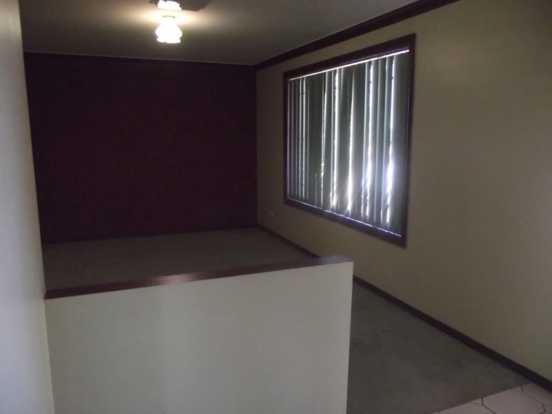 64 Best Street, Parkes NSW 2870