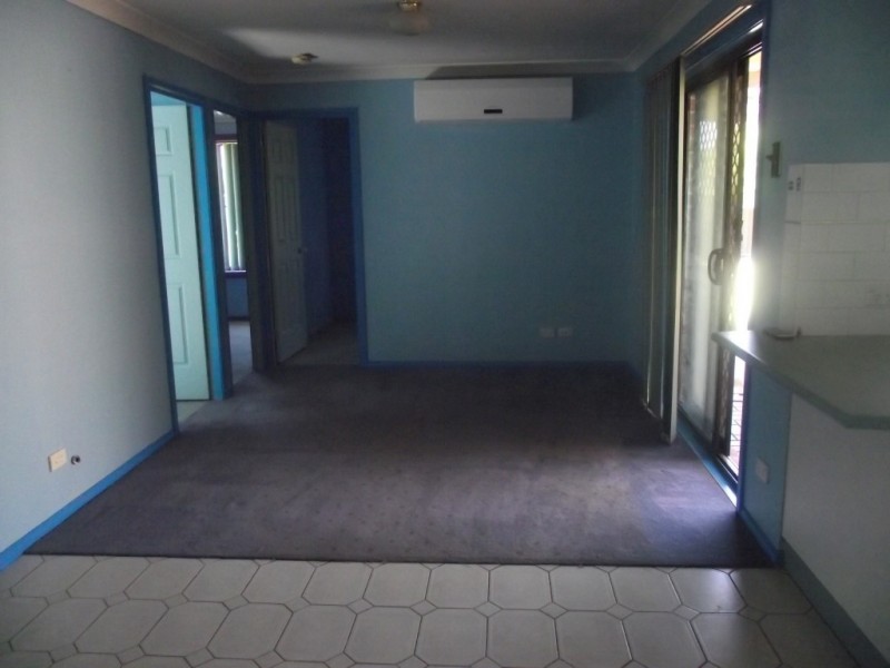 64 Best Street, Parkes NSW 2870