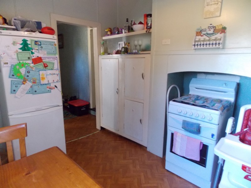 106 Clarinda Street, Parkes NSW 2870