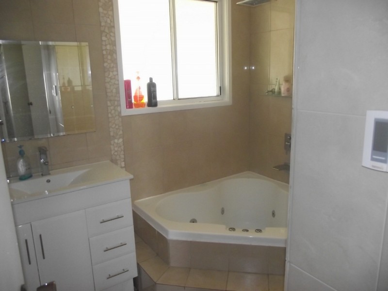 140 Cons Lane, Parkes NSW 2870