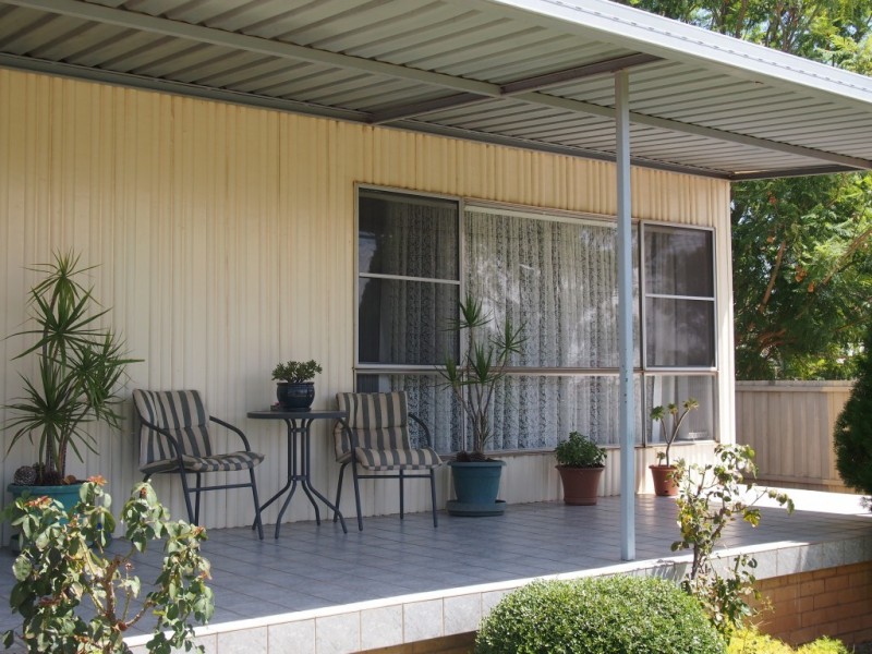 24 Miller St, Condobolin NSW 2877