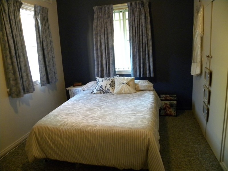 43 Orange Street, Parkes NSW 2870