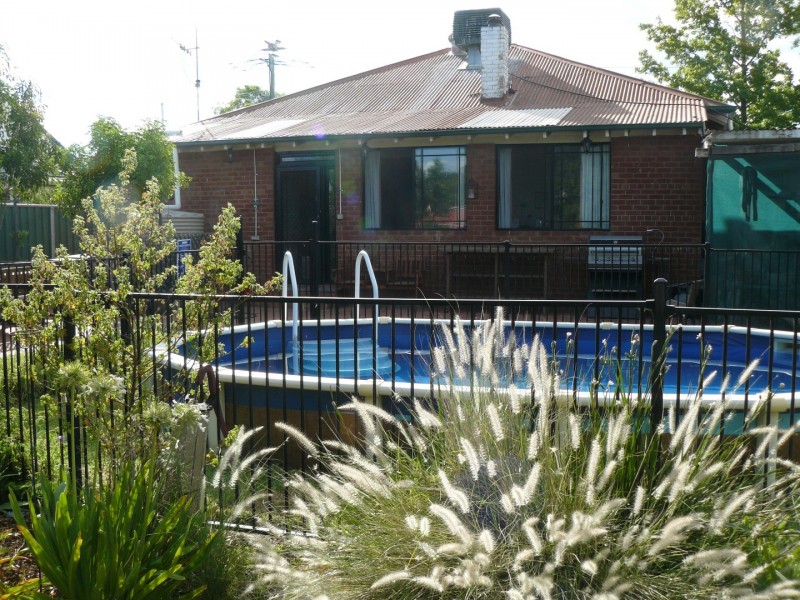 35 Close Street, Parkes NSW 2870