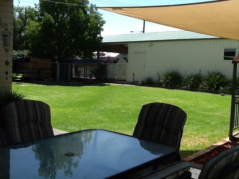 42 Wambat Street, Forbes NSW 2871