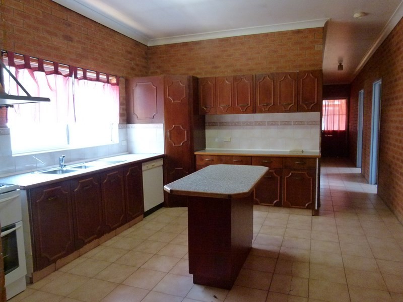 41 Johnson Street, Forbes NSW 2871