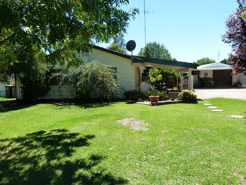 10 Bogan Gate Road, Forbes NSW 2871