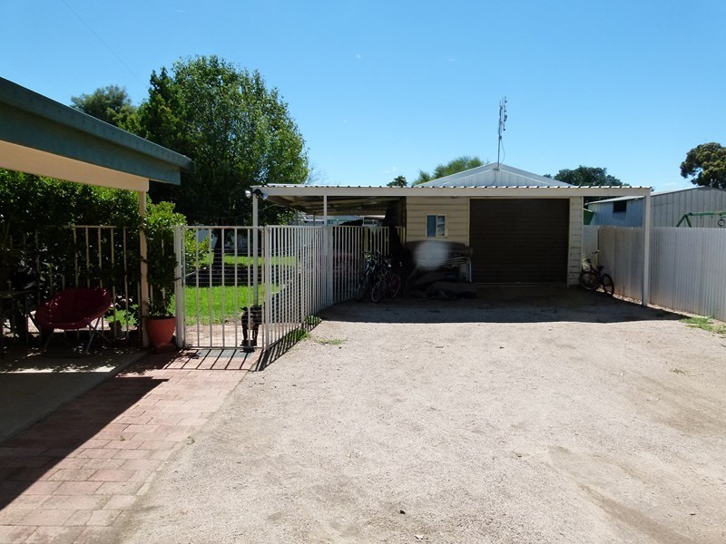 10 Bogan Gate Road, Forbes NSW 2871