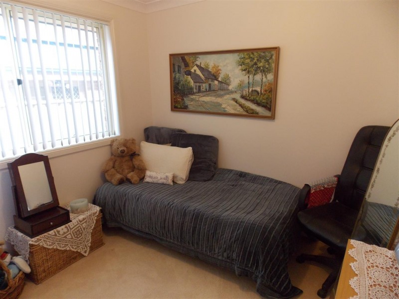 5 Guillan Place, Parkes NSW 2870