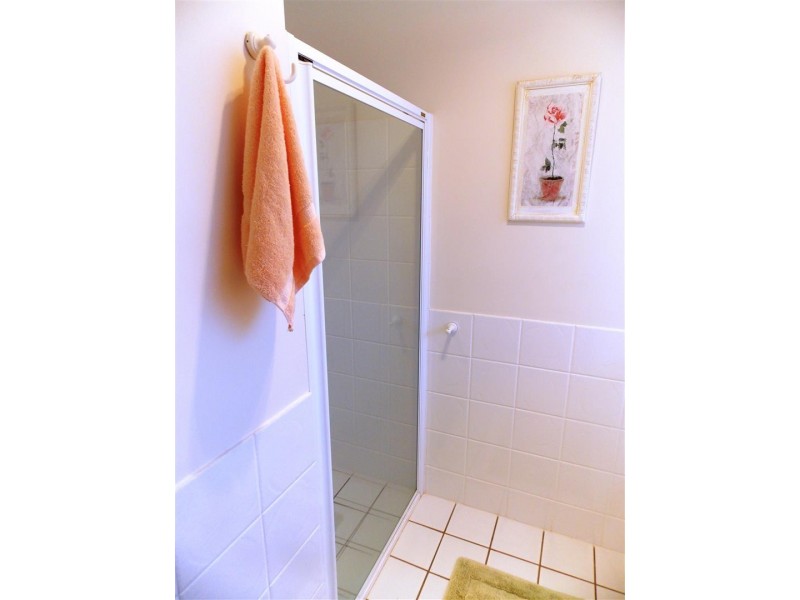 5 Guillan Place, Parkes NSW 2870