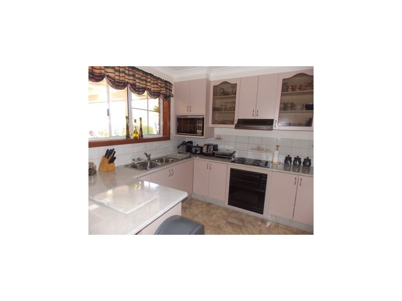 47 Woodward Street, Parkes NSW 2870