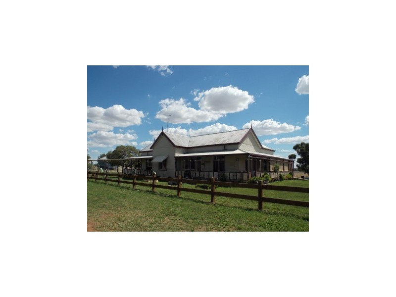 Burrill Banks 37 Kentucky Lane, Alectown NSW 2870