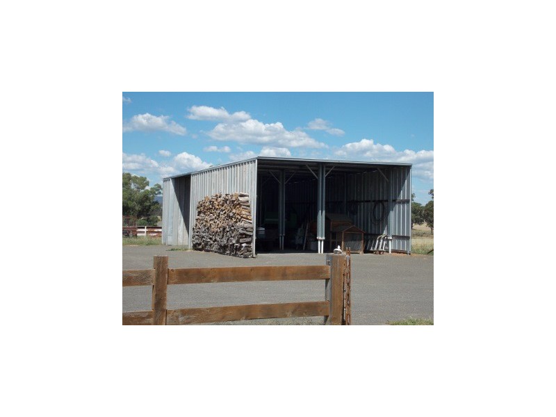 Burrill Banks 37 Kentucky Lane, Alectown NSW 2870