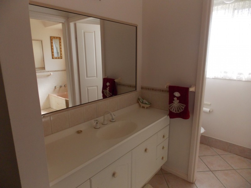 1 Angeleish Avenue, Parkes NSW 2870