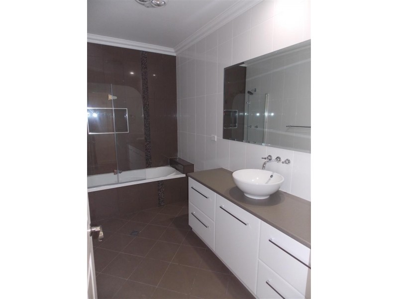 2322 Newell Highway, Parkes NSW 2870